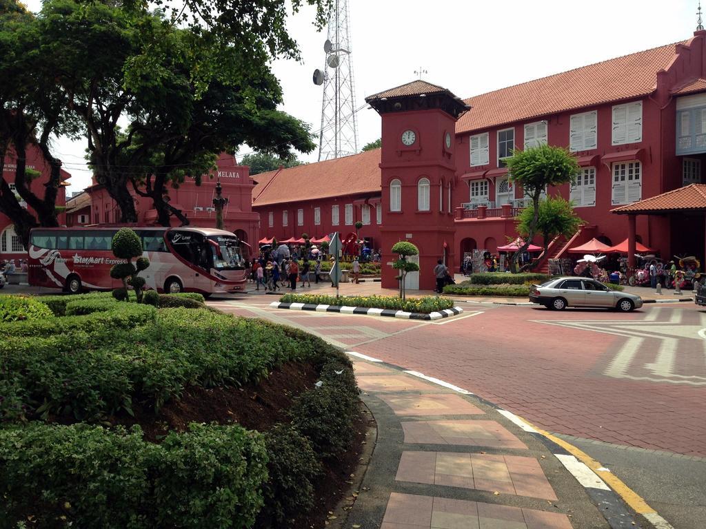 Relax & Chill At Malacca River Bagian luar foto